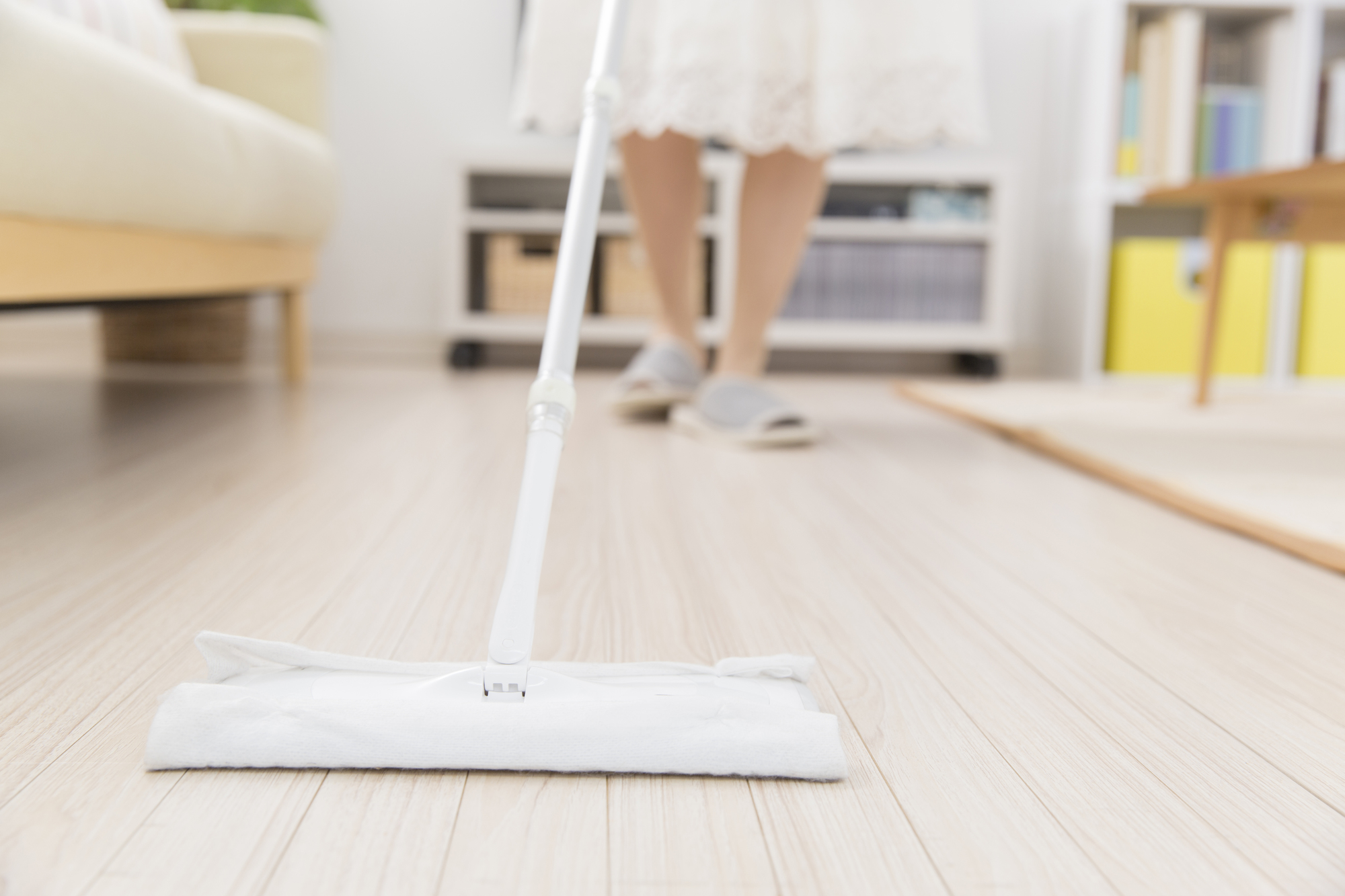 床掃除 掃除機が先 フローリングワイパーが先 正しい順番を解説 Haier Japan Region