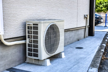 エアコン　室外機