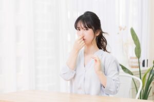 食洗機のニオイが臭い！イヤな臭いの原因・対策と正しい掃除方法を解説