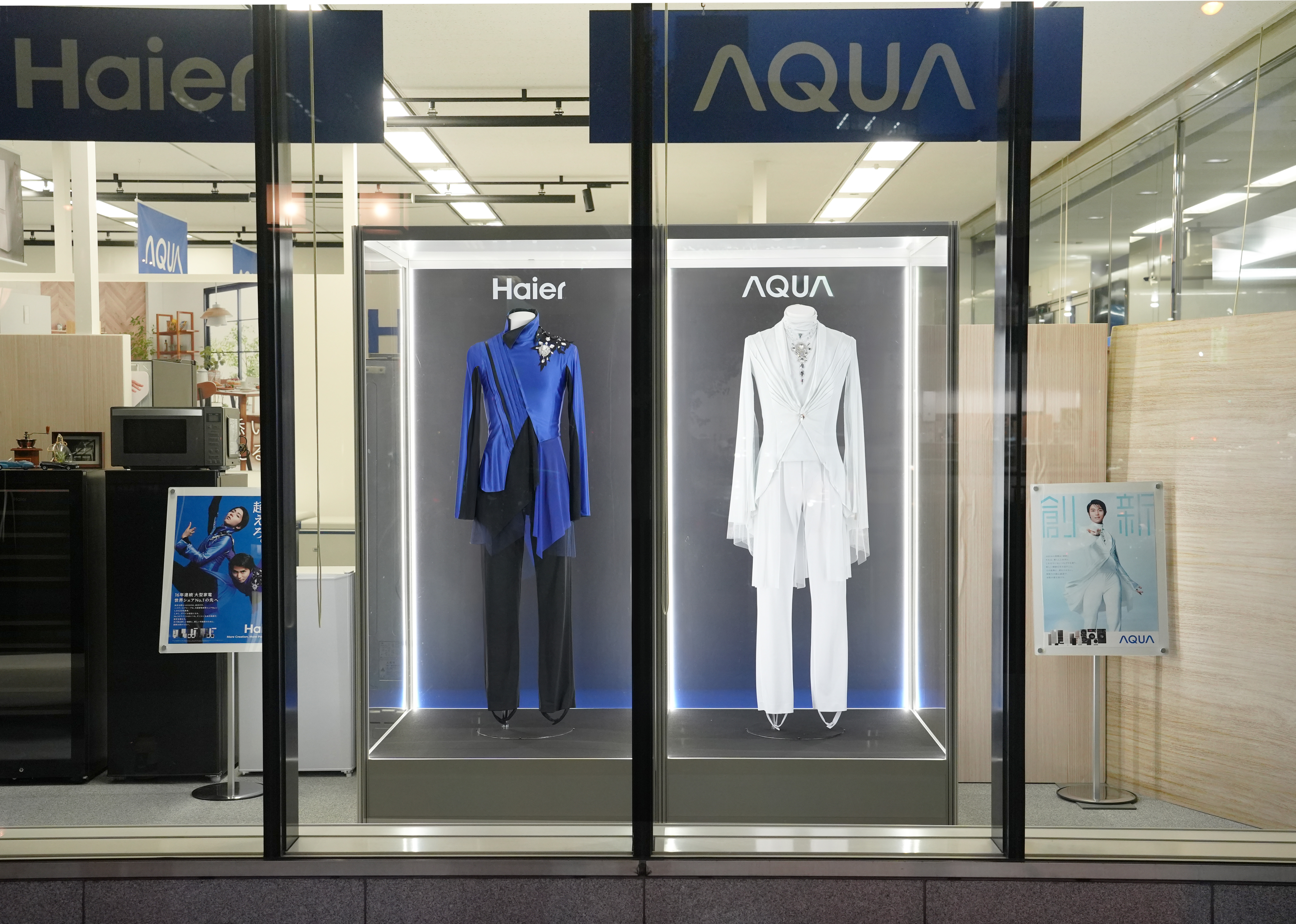 衣装展示の様子